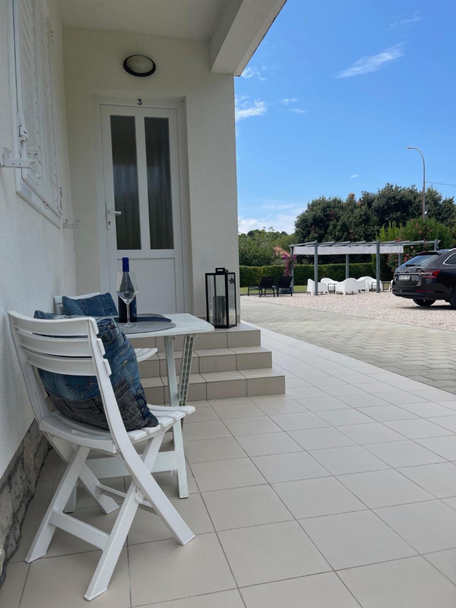 Rab Island Apartmets - Palit Раб Екстериор снимка