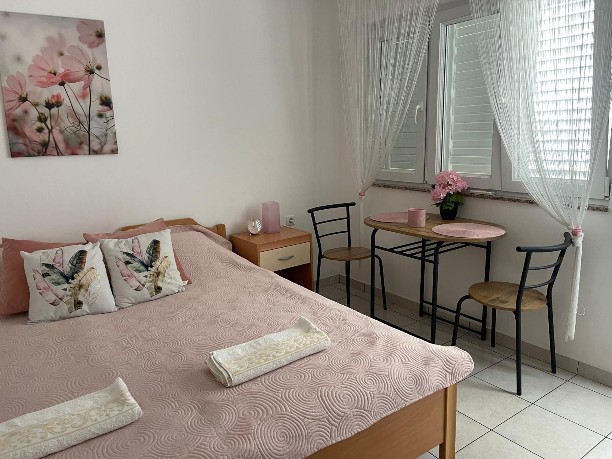Rab Island Apartmets - Palit Раб Екстериор снимка
