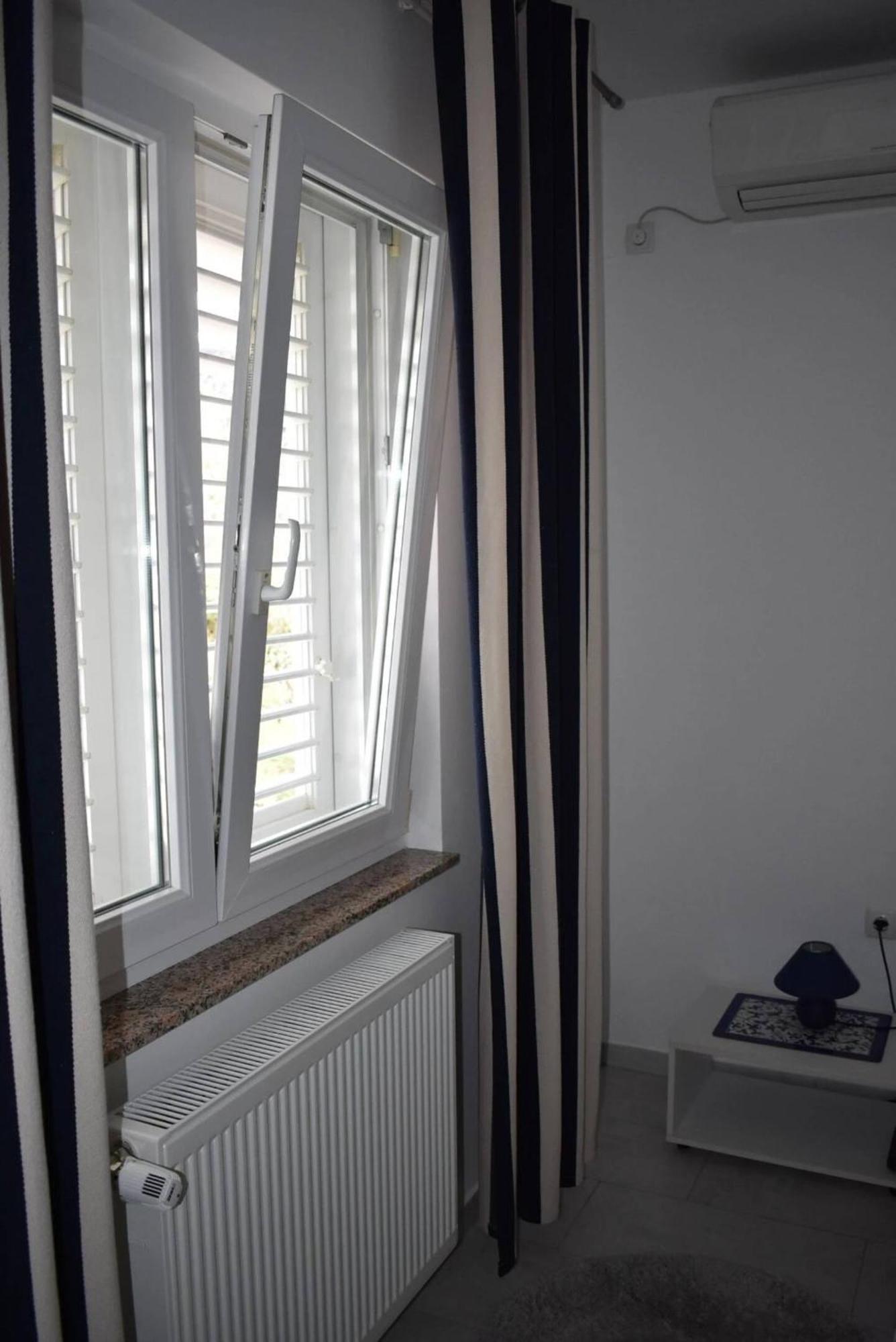 Rab Island Apartmets - Palit Раб Екстериор снимка